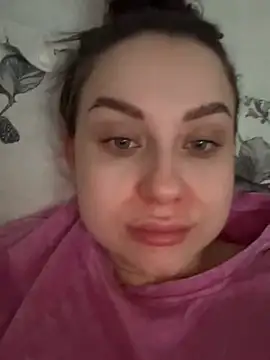 Snapshot of ellie_ssexy chatting on 02-23-26, 05:27 ellie ssexy online show from 02-23-26, 05:27