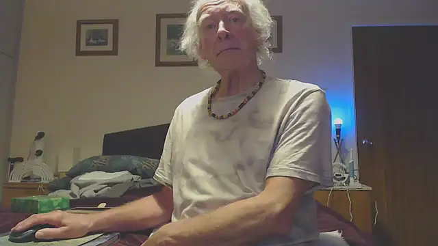 WaverlyKernow online show from 12-21-24, 09:12