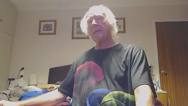 WaverlyKernow online show from 01-11-25, 07:49