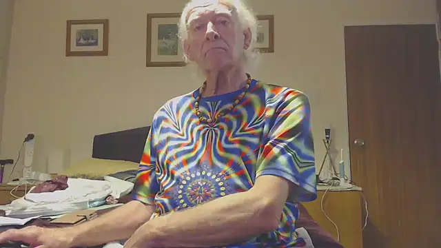 WaverlyKernow online show from 02-26-25, 07:20