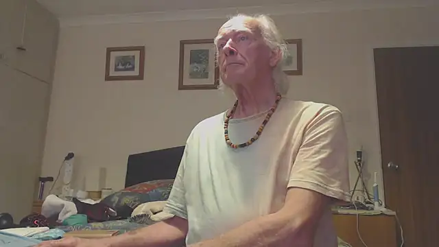 WaverlyKernow online show from 03-21-25, 02:51