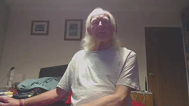 WaverlyKernow online show from 01-16-26, 08:18