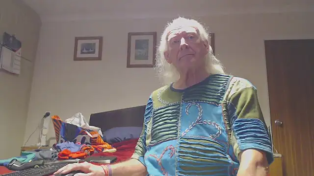 WaverlyKernow online show from 02-06-26, 08:51