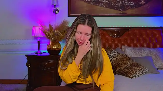 Real Tini online show from 12-02-25, 06:19