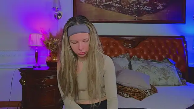 Real Tini online show from 01-13-26, 06:18