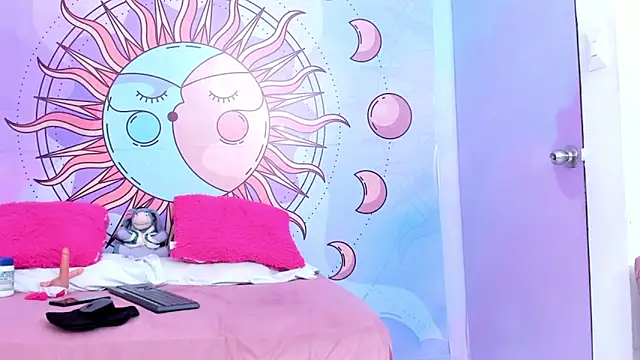 Snapshot of luna_hoott chatting on 02-04-26, 07:20 luna hoott online show from 02-04-26, 07:20