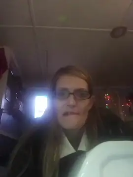 beelzebubblesxo online show from 10-31-25, 06:47