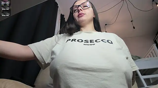 lecherous wife online show from 10-13-25, 05:57