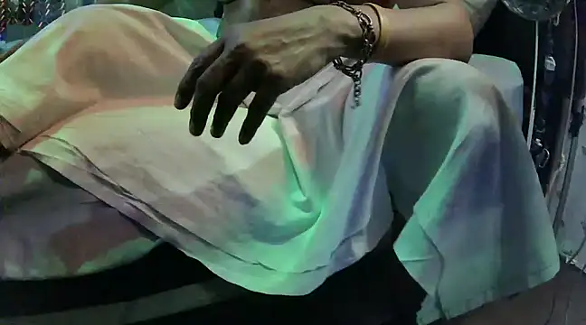 Snapshot of ratedhpg chatting on 03-22-25, 07:47 ratedhpg online show from 03-22-25, 07:47