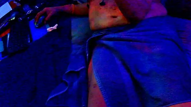 Snapshot of ratedhpg chatting on 10-19-25, 06:25 ratedhpg online show from 10-19-25, 06:25