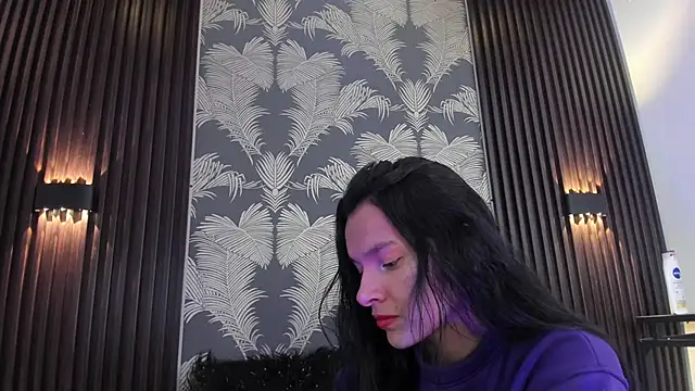 Snapshot of _shantal_smith chatting on 06-12-26, 12:53 shantal smith online show from 06-12-26, 12:53