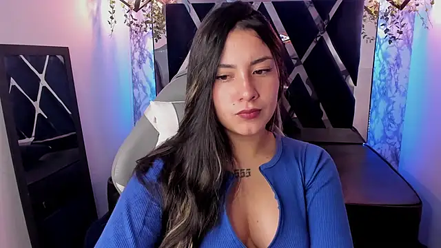 Snapshot of Lia_14_ chatting on 01-24-25, 11:26 Lia 14 online show from 01-24-25, 11:26