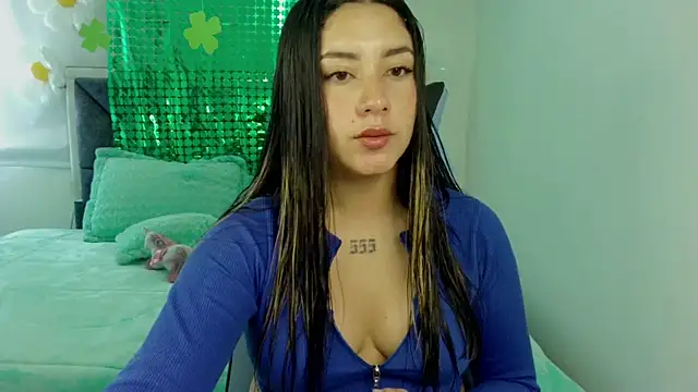 Snapshot of Lia_14_ chatting on 03-18-25, 02:59 Lia 14 online show from 03-18-25, 02:59