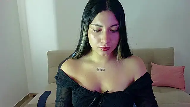 Lia 14  online show from 04-14-26, 05:08