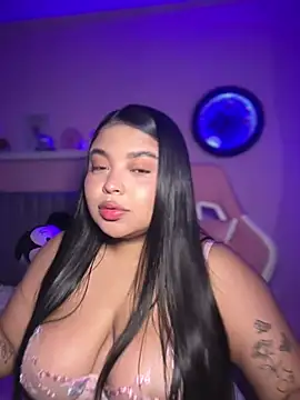 Snapshot of Emily_cooper20 chatting on 07-17-26, 11:42 Emily cooper20 online show from 07-17-26, 11:42