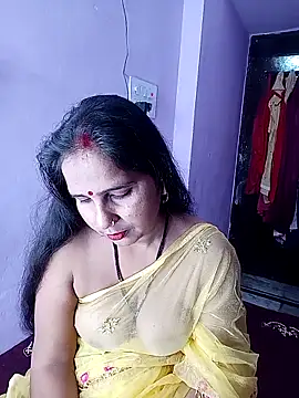 reemacouple007 online show from 03-06-26, 08:27