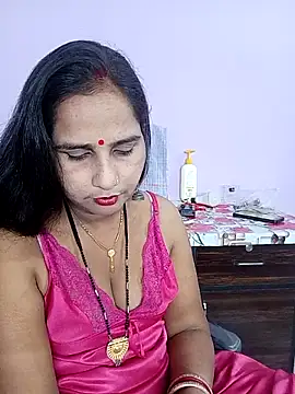 reemacouple007 online show from 04-06-26, 04:46