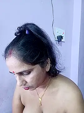 reemacouple007 online show from 05-15-26, 06:37