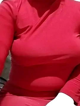 Snapshot of Elaa_Su chatting on 12-08-24, 06:22 Elaa Su online show from 12-08-24, 06:22