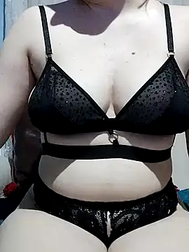 Snapshot of Elaa_Su chatting on 01-02-25, 09:07 Elaa Su online show from 01-02-25, 09:07