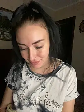 Roxana Bell online show from 06-03-26, 06:35