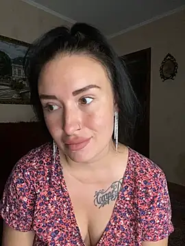 Roxana Bell online show from 06-30-26, 03:24