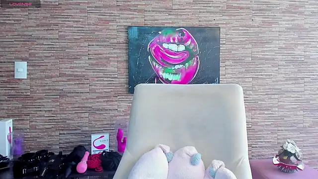 Snapshot of alice_cullenbbw chatting on 01-06-25, 02:36 alice cullenbbw online show from 01-06-25, 02:36