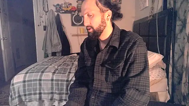 BobbyQ29 online show from 04-03-26, 10:02