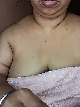 Ravina patil1 online show from 02-13-25, 07:13