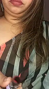 Ravina patil1 online show from 02-14-25, 07:23