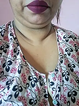 Ravina patil1 online show from 05-24-26, 04:50