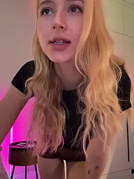 Snapshot of LunaRase chatting on 07-07-26, 10:52 LunaRase online show from 07-07-26, 10:52