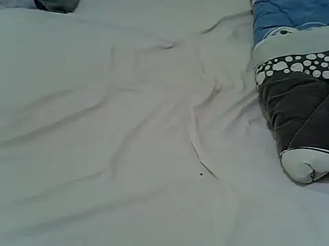 candililie online show from 03-18-26, 01:47