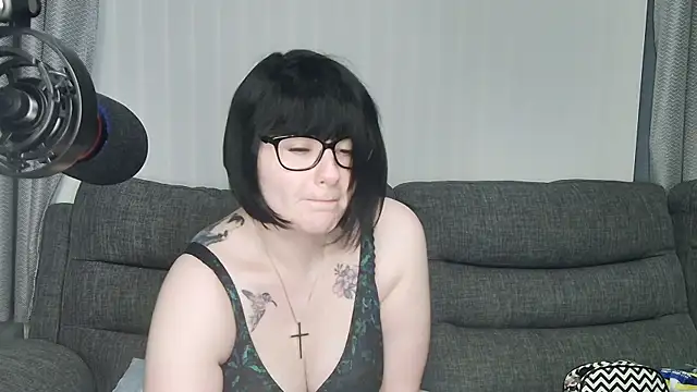 Snapshot of SquirtingIrishShannon chatting on 01-20-25, 05:16 SquirtingIrishShannon online show from 01-20-25, 05:16