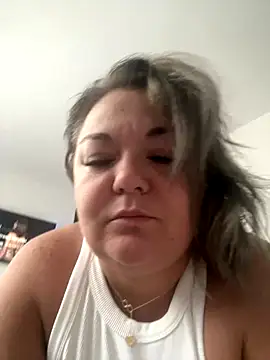 MikyVesela online show from 10-15-25, 07:41