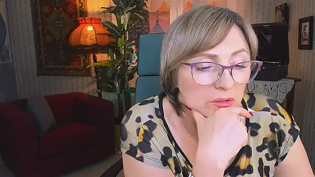 sugar vivien online show from 02-05-25, 12:17