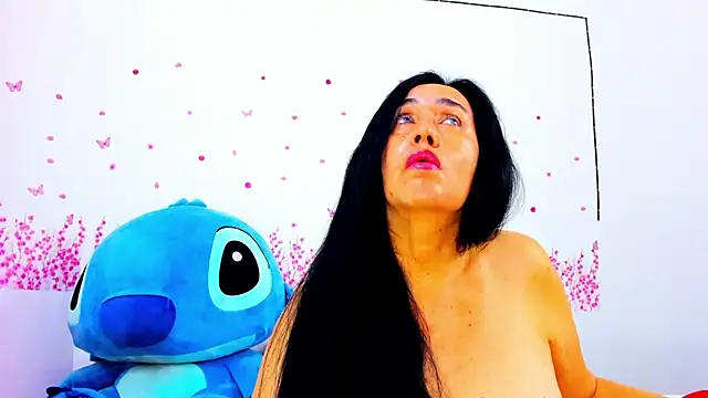 HorniestMilf online show from 07-04-26, 09:32