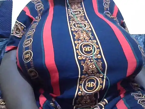 Snapshot of pritty-leila chatting on 05-21-26, 07:54 pritty-leila online show from 05-21-26, 07:54