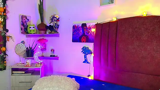 alisson zafiro  online show from 04-10-26, 03:34