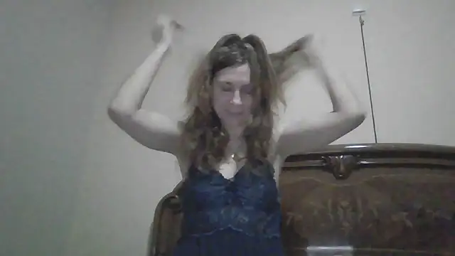 JasmineGlamour online show from 12-15-25, 08:13