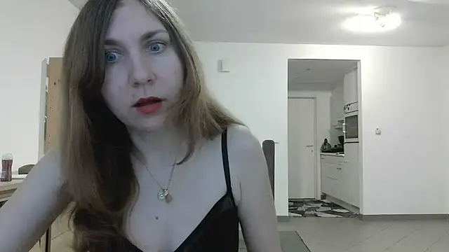 Snapshot of JasmineGlamour chatting on 05-03-26, 07:09 JasmineGlamour online show from 05-03-26, 07:09