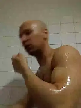 Snapshot of wedge75 chatting on 01-05-25, 09:26 wedge75 online show from 01-05-25, 09:26