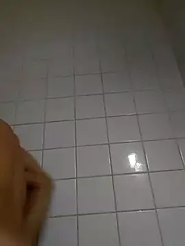 Snapshot of wedge75 chatting on 10-10-25, 04:50 wedge75 online show from 10-10-25, 04:50