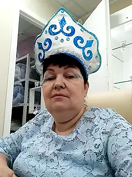 FantasyMichelle online show from 12-31-24, 08:15