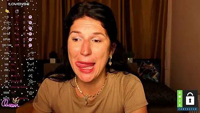 Snapshot of Alianna_Solo_Kisses chatting on 06-19-26, 05:23 Alianna Solo Kisses online show from 06-19-26, 05:23