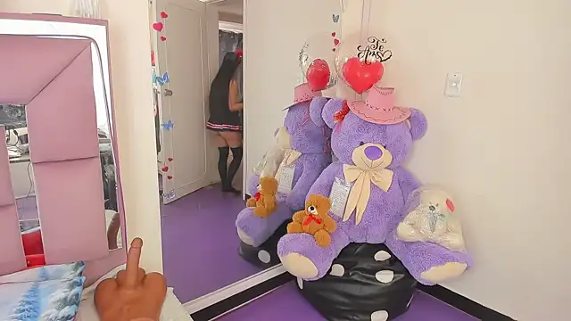 AriadnaCappelletty online show from 12-19-25, 03:52