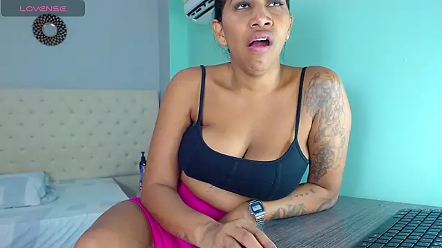 Snapshot of Kristel_lee chatting on 02-20-25, 12:36 Kristel lee online show from 02-20-25, 12:36