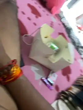 Snapshot of yourluckyfuckboy chatting on 04-02-26, 05:38 yourluckyfuckboy online show from 04-02-26, 05:38