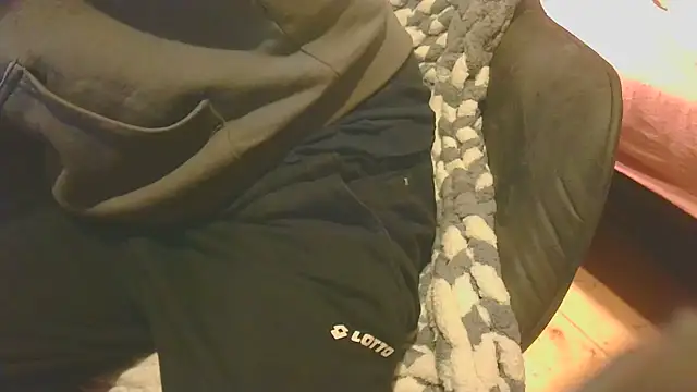 T0Yforeskin online show from 04-24-26, 08:00