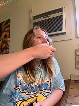 PhatAssBlond online show from 09-26-25, 07:29